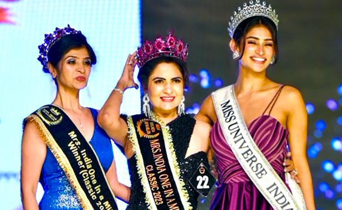 मॉडल-अभिनेत्री रुपिका ग्रोवर ने कायम की मिसाल, 55 की उम्र में जीता मिसेज इंडिया वन इन ए मिलियन 2023 का खिताब!