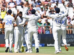 "अगर ये भारत में हुआ होता...", केपटाउन टेस्ट के पिच को लेकर वेस्टइंडीज दिग्गज ने कह दी ये बात "अगर ये भारत में हुआ होता...", केपटाउन टेस्ट के पिच को लेकर वेस्टइंडीज दिग्गज ने कह दी ये बात