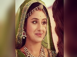 जोधा अकबर की 'जोधा बेगम' 10 साल में बदल गईं इतनी फैन्स भी नहीं कर पाए यकीन, बोले- पहचान नहीं पाए आपको जोधा अकबर की 'जोधा बेगम' 10 साल में बदल गईं इतनी फैन्स भी नहीं कर पाए यकीन, बोले- पहचान नहीं पाए आपको