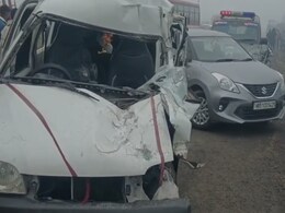 घने कोहरे की मार: ग्रेटर नोएडा के दादरी बाईपास पर टकराई एक दर्जन गाड़ियां घने कोहरे की मार: ग्रेटर नोएडा के दादरी बाईपास पर टकराई एक दर्जन गाड़ियां