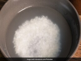 सादे पानी की जगह इस अनाज के पानी से धोकर देख लीजिए चेहरा, स्किन 3 दिनों में दिखने लगेगी चमकदार सादे पानी की जगह इस अनाज के पानी से धोकर देख लीजिए चेहरा, स्किन 3 दिनों में दिखने लगेगी चमकदार