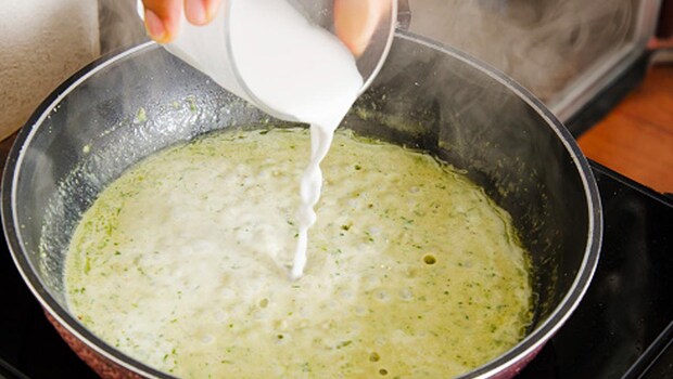 5 Genius Hacks To Fix Your Runny Gravy And Save Dinner