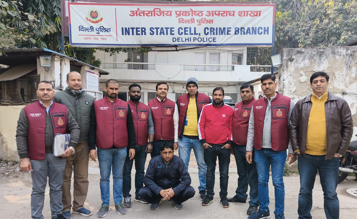 दिल्ली : रंगदारी का रैकेट चलाने वाले कुख्यात गोगी गैंग के आठ गुर्गों को क्राइम ब्रांच ने किया गिरफ्तार