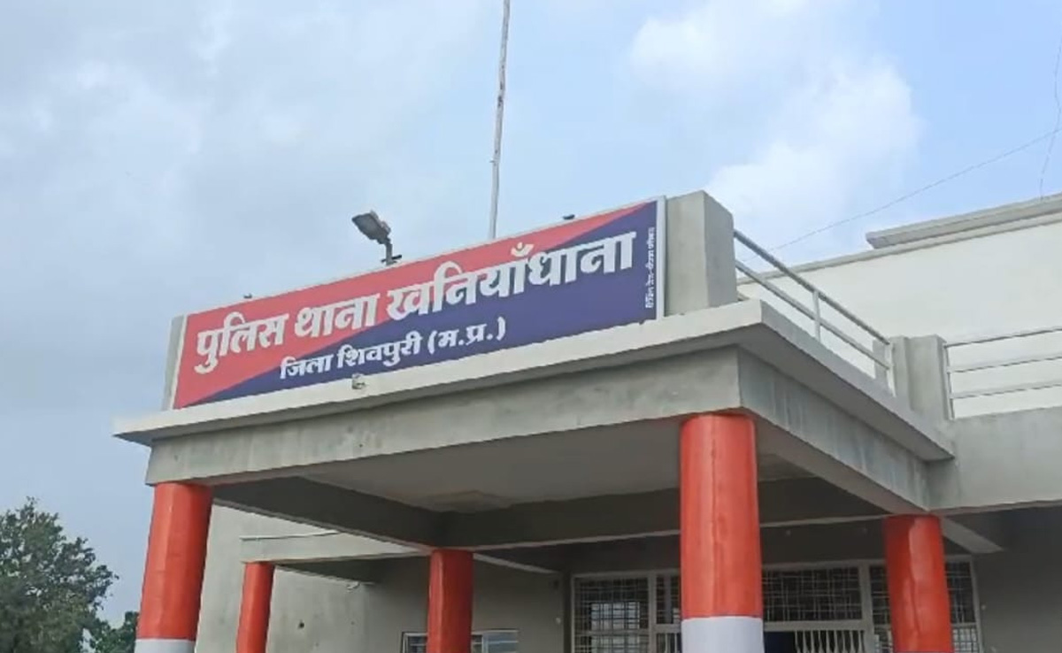 सरपंच का पति हुआ खून का प्यासा! भाइयों के साथ मिलकर दूसरे सरपंच पर बरसाईं गोलियां, मूकदर्शक बनी पुलिस