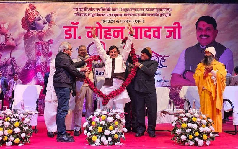 MP के सीएम ने पटना में यादव समाज को ऐसे साधा, श्रीकृष्ण व गाय पर फोकस, इस्कॉन दर्शन, लिट्‌टी-चोखा भी