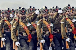 गणतंत्र के स्पेशल 26 : मद्रास रेजिमेंट की शौर्यगाथा का हर कोई कायल गणतंत्र के स्पेशल 26 : मद्रास रेजिमेंट की शौर्यगाथा का हर कोई कायल