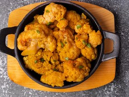 Looking For A Healthy Lunch Sabzi? Try This Keto Gobhi Pepper Fry Today