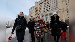Russian Soldier's Wife Emotional Appeal For His Return At Putin's Campaign HQ