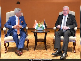 विदेश मंत्री जयशंकर ने युगांडा में फलस्तीनी समकक्ष के साथ 'विस्तृत और व्यापक' चर्चा की विदेश मंत्री जयशंकर ने युगांडा में फलस्तीनी समकक्ष के साथ 'विस्तृत और व्यापक' चर्चा की