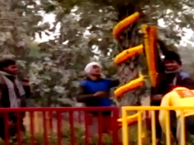 अयोध्या-लखनऊ हाइवे की हो रही सफाई, फूलों से सजाया जा रहा, देखिए और क्या चल रही तैयारी