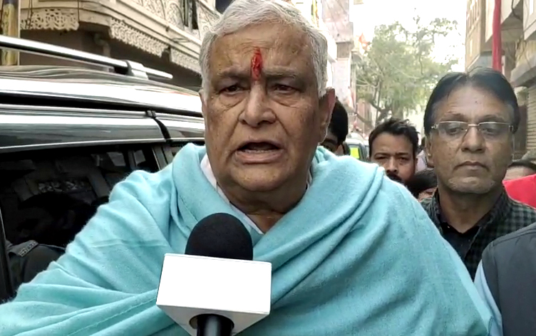 'लोकसभा चुनाव में कांग्रेस को कैंडिडेट नहीं मिलेंगे', राजस्थान के मंत्री किरोड़ी लाल मीणा के बयान से चढ़ा सियासी पारा 'लोकसभा चुनाव में कांग्रेस को कैंडिडेट नहीं मिलेंगे', राजस्थान के मंत्री किरोड़ी लाल मीणा के बयान से चढ़ा सियासी पारा