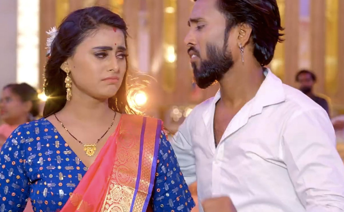 Chaumeen Song: 'चाउमीन' ने यूट्यूब पर मचाया तहलका, बार-बार देखा जा रहा है यूट्यूब सेंसेशन लवली काजल का नया गाना