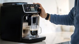 5 Mistakes You Should Avoid While Cleaning Your Coffee Maker