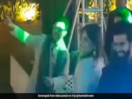 Viral: Aamir Khan Danced To <i>Bachna Ae Haseeno</i> At Daughter Ira's <i>Sangeet</i> Viral: Aamir Khan Danced To <i>Bachna Ae Haseeno</i> At Daughter Ira's <i>Sangeet</i>