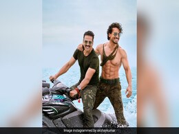 नए साल के पहले दिन अक्षय कुमार और टाइगर श्रॉफ का धमाल, 'बड़े मियां छोटे मियां' की झकास झलक हुई रिलीज नए साल के पहले दिन अक्षय कुमार और टाइगर श्रॉफ का धमाल, 'बड़े मियां छोटे मियां' की झकास झलक हुई रिलीज