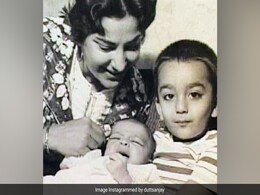 सबसे कम फीस की गिनती में आता है ये सुपरस्टार, दे चुका है कई ब्लॉकबस्टर फिल्में, नाम बता पाएंगे क्या आप? सबसे कम फीस की गिनती में आता है ये सुपरस्टार, दे चुका है कई ब्लॉकबस्टर फिल्में, नाम बता पाएंगे क्या आप?