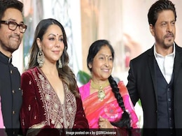 Shah Rukh Khan And His Wife Gauri Attend Aamir Khan's Daughter Ira Khan's Wedding Reception Shah Rukh Khan And His Wife Gauri Attend Aamir Khan's Daughter Ira Khan's Wedding Reception