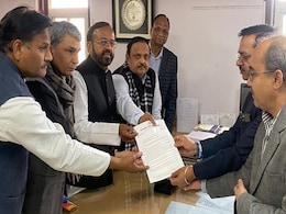 Shri Karanpur Assembly: मंत्री सुरेंद्रपाल सिंह टीटी को चुनाव के लिए अयोग्य घोषित करने के लिए निर्वाचन आयोग से मिला कांग्रेस प्रतिनिधिमंडल Shri Karanpur Assembly: मंत्री सुरेंद्रपाल सिंह टीटी को चुनाव के लिए अयोग्य घोषित करने के लिए निर्वाचन आयोग से मिला कांग्रेस प्रतिनिधिमंडल