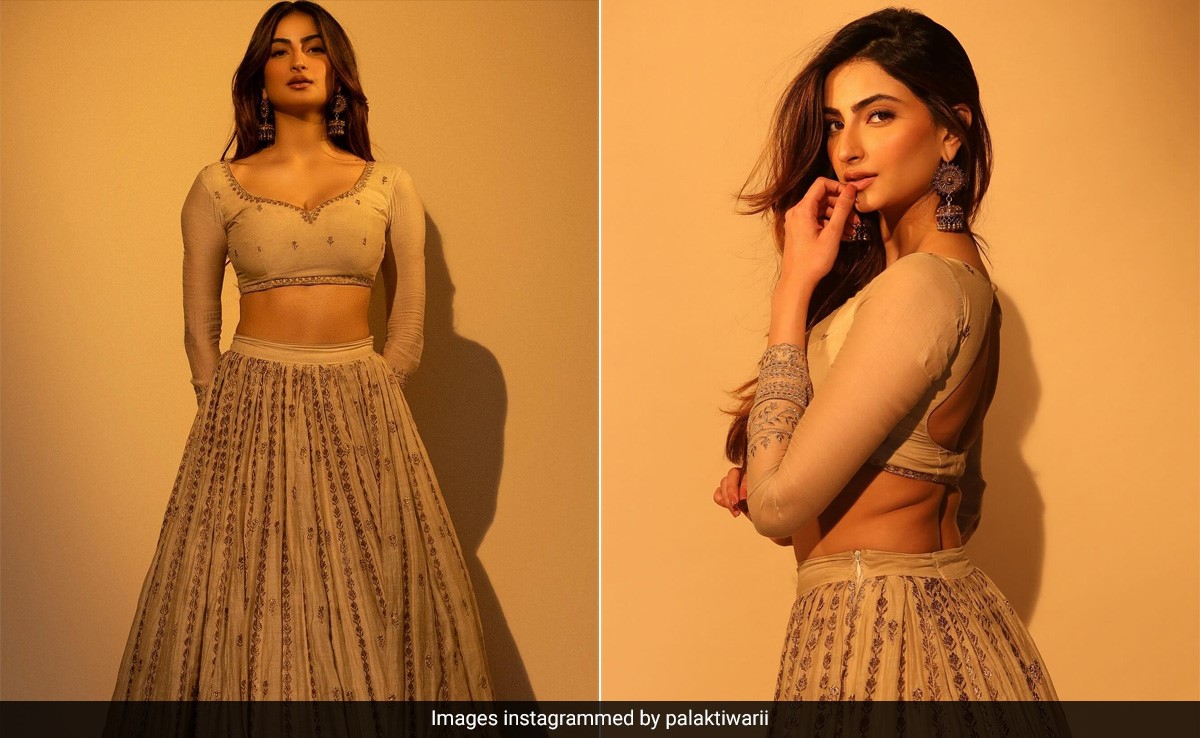 Palak Tiwari's Minimally Embellished Pastel <i>Lehenga</i> Makes Maximum Ethnic Style Impact