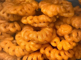 आज क्या बनाऊं: विघ्नहर्ता बप्पा को इस बार मोदक से हटकर लगाएं इस चीज का भोग, खुश होंगे गणपति गजानन, फटाफट नोट करें रेसिपी