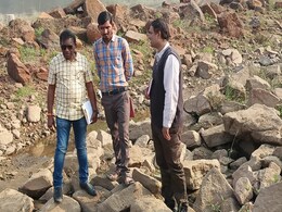 सुपेबेड़ा जल प्रदाय योजना के लिए PHE विभाग और NIT रायपुर ने किया सर्वे, तेल नदी की जुटाई जानकारी सुपेबेड़ा जल प्रदाय योजना के लिए PHE विभाग और NIT रायपुर ने किया सर्वे, तेल नदी की जुटाई जानकारी