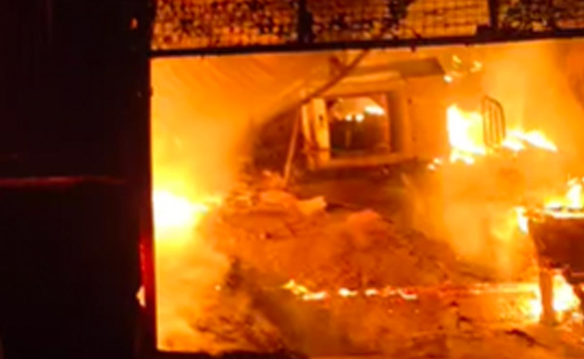 Bhind News : फर्नीचर की दुकान में लगी आग, लहार में खराब पड़ी दमकल की गाड़ी, लोगों में आक्रोश