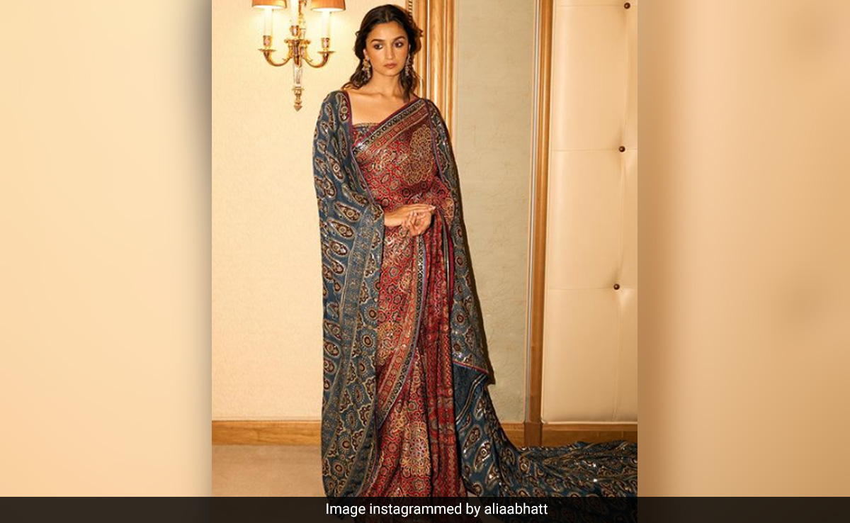 Just Alia Bhatt Slaying As Usual In A Saree At Joy Awards 2024