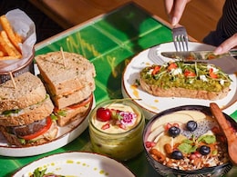 10 Must Visit Cafes and Restaurants In Priya Highstreet, Basant Lok Market 10 Must Visit Cafes and Restaurants In Priya Highstreet, Basant Lok Market