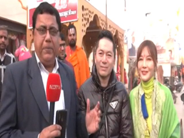 2 Australian Tourists Visiting Ayodhya For Lord Ram's Darshan