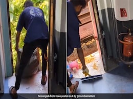 Video: Trash Dumped On Tracks From Moving Train, Indian Railways Reacts Video: Trash Dumped On Tracks From Moving Train, Indian Railways Reacts