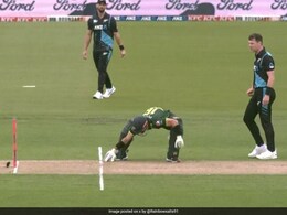 "Kabaddi": Shikhar Dhawan Hilariously Mocks Mohammad Rizwan Over Viral Act "Kabaddi": Shikhar Dhawan Hilariously Mocks Mohammad Rizwan Over Viral Act