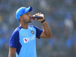 Ranji Trophy: मयंक अग्रवाल की हेल्थ पर आया अपडेट, जानिए कब वापसी करेंगे कर्नाटक के कप्तान Ranji Trophy: मयंक अग्रवाल की हेल्थ पर आया अपडेट, जानिए कब वापसी करेंगे कर्नाटक के कप्तान