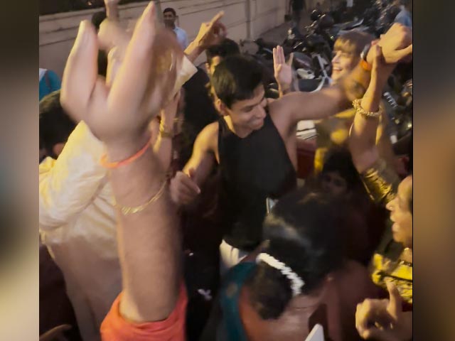 Nupur Shikhare Dances His Heart Out With The <i>Baraatis</i> Ahead Of The Wedding