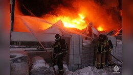 Massive Fire Engulfs Russian Online Retailer's Warehouse