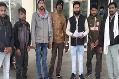 विदिशा में दिव्यांगों ने इन मांगो को लेकर DM को सौंपा ज्ञापन विदिशा में दिव्यांगों ने इन मांगो को लेकर DM को सौंपा ज्ञापन