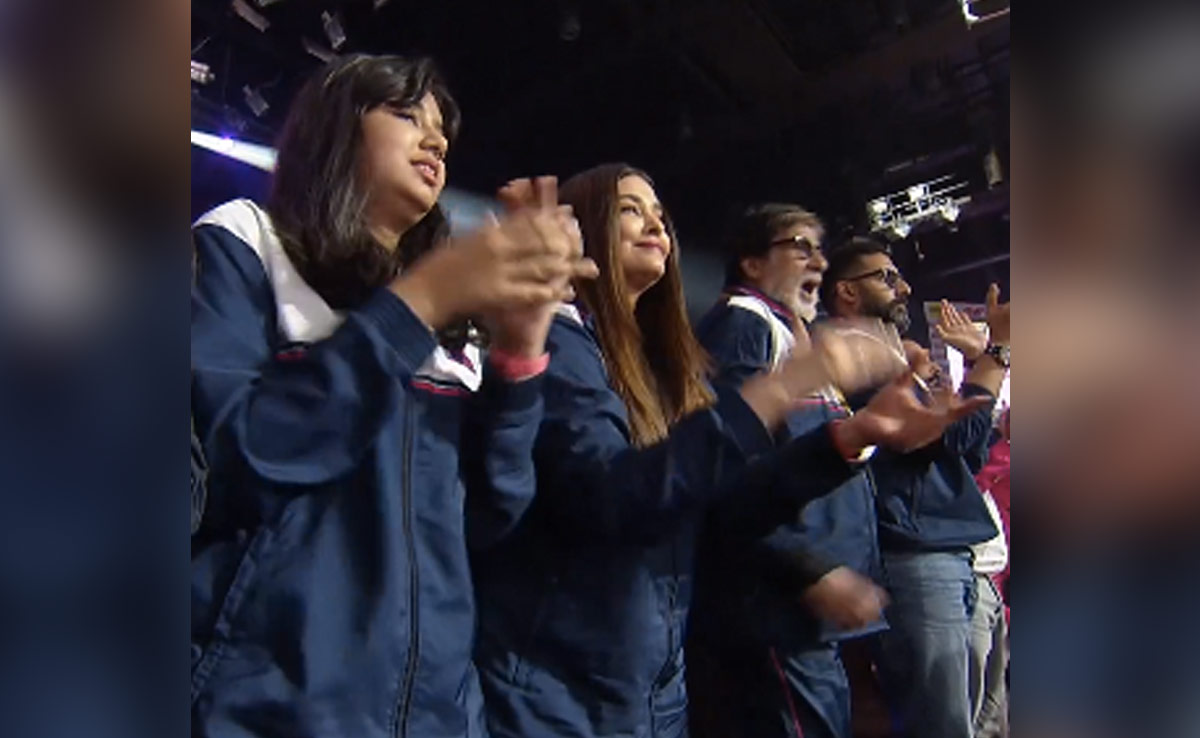 Amitabh Bachchan, Aishwarya Rai Bachchan With Daughter Aaradhya Cheer For Abhishek Bachchan's Kabaddi Team