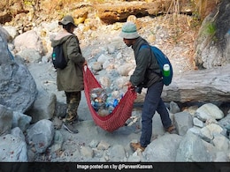 जानवरों की तरह व्यवहार करें... जंगल में कचरा फैलाने वाले पर्यटकों को IFS अधिकारी ने कही ये बात, पोस्ट वायरल जानवरों की तरह व्यवहार करें... जंगल में कचरा फैलाने वाले पर्यटकों को IFS अधिकारी ने कही ये बात, पोस्ट वायरल