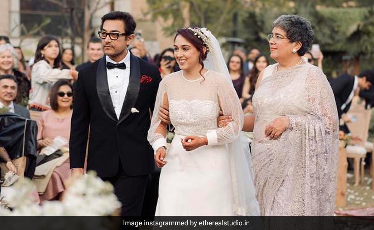 Viral: In Which Reena Dutta And Aamir Khan Walk Daughter Ira Down The Aisle - Watch