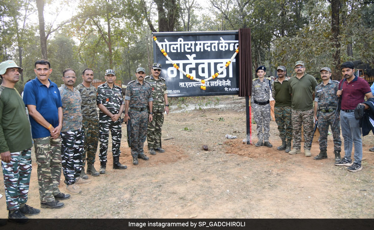 महाराष्ट्र : नक्सल प्रभावित गढ़चिरौली में करीब एक हजार लोगों ने मिलकर 24 घंटे में बनाई पुलिस चौकी