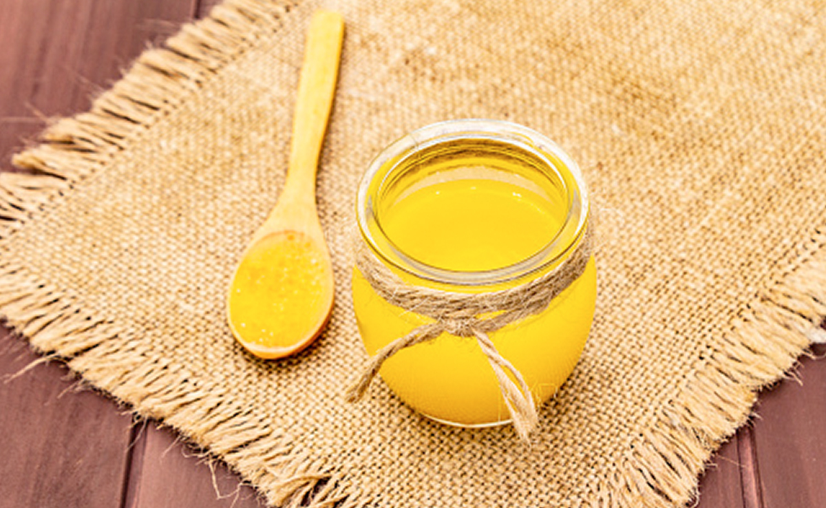 Ghee contains various fat-soluble vitamins and minerals, such as vitamin A and iodine