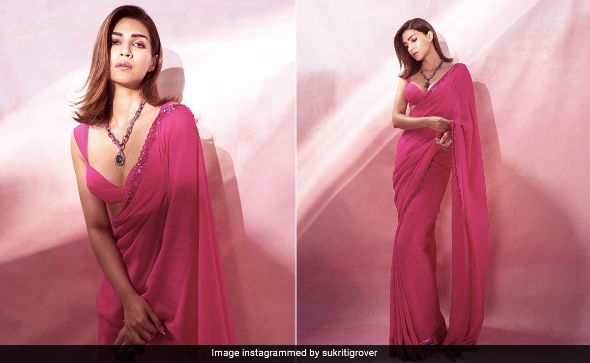 Kriti Sanon Channels Her Inner <i>Desi</i> Barbie In Beautiful Pink <i>Saree</i>