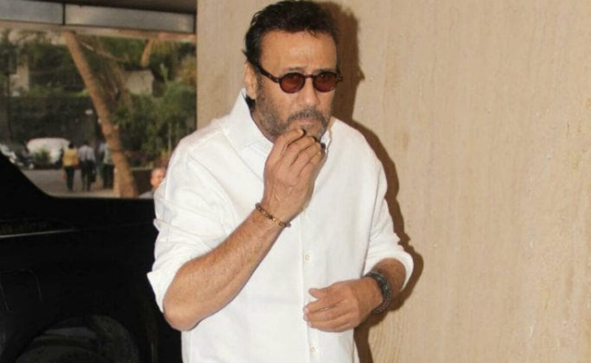 Jackie Shroff Birthday: जब आंखों के सामने हुई बड़े भाई की मौत, छोड़नी पड़ी थी पढ़ाई...