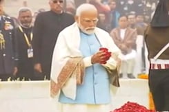President Murmu, PM Modi Pay Tributes To Mahatma Gandhi On His 76th Death Anniversary President Murmu, PM Modi Pay Tributes To Mahatma Gandhi On His 76th Death Anniversary