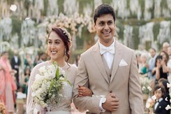क्रिश्चियन वेडिंग के बाद डांस के बीच एक-दूजे में खोए दिखे इरा और नूपुर, वीडियो वायरल क्रिश्चियन वेडिंग के बाद डांस के बीच एक-दूजे में खोए दिखे इरा और नूपुर, वीडियो वायरल