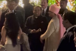 Aamir Khan Welcomes Guests Mukesh-Nita Ambani At Daughter Ira Khan's Wedding Aamir Khan Welcomes Guests Mukesh-Nita Ambani At Daughter Ira Khan's Wedding