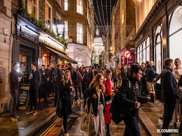 How Rishi Sunak's Clampdown Impacts Hospitality Workers, Including Indians How Rishi Sunak's Clampdown Impacts Hospitality Workers, Including Indians