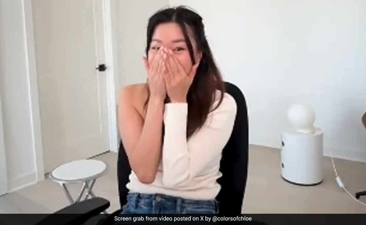 "I Just Bought A House": Employee Records Herself Getting Laid Off