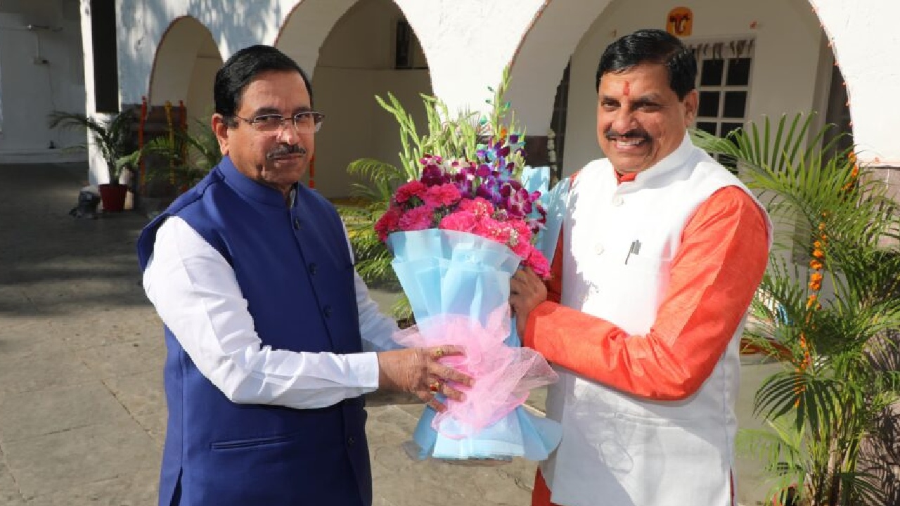 किन मुद्दों को लेकर केंन्द्रीय मंत्री प्रह्लाद जोशी से मिले सीएम मोहन यादव?