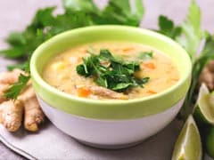 Murgh Zaffrani Shorba