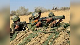 भारत-पाक बॉर्डर पर BSF के जवानों किया युद्ध अभ्यास, आपात परिस्थितियों के लिए अलर्ट हैं सैनिक